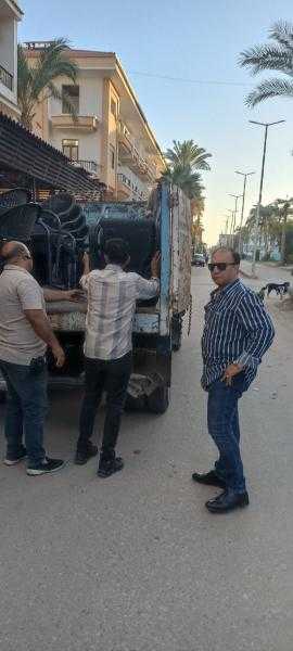 حملة مكبرة برأس البر لرفع الإشغالات وغلق الجراجات المخالفة وإعادة الانضباط