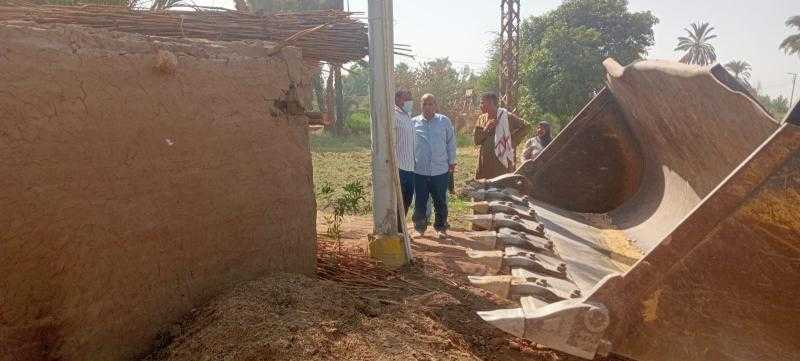 إزالة حالتى تعدى بالزينية شمال الأقصر