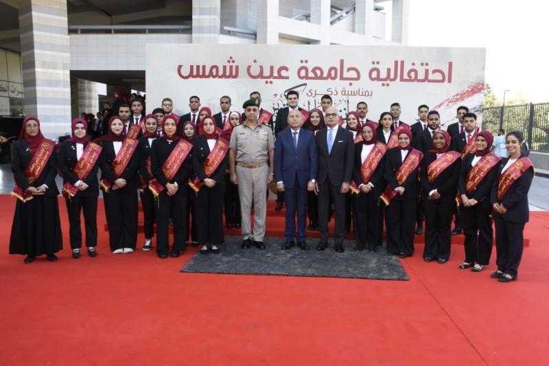 جامعة عين شمس بالتعاون مع قوات الدفاع الشعبي والعسكري ينظمان احتفالية كبرى بمناسبة ذكرى انتصارات أكتوبر المجيدة