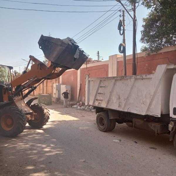 رفع 45 طن قمامة وتراكمات خلال حملات نظافة مكثفة بمدينة الأقصر