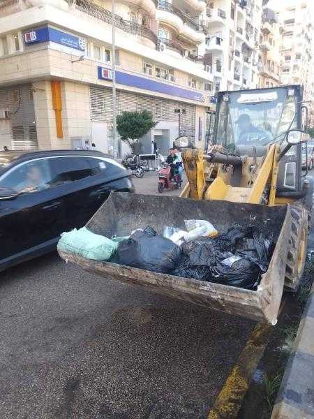 حي الشرق بمحافظة بورسعيد يواصل الحملات المكبرة لرفع كفاءة منظومة النظافة العامة