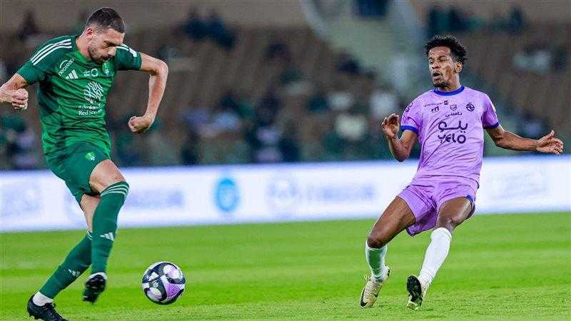 أهلي جدة يحقق فوزًا صعبًا على النجمة بهدف فراس البريكان في الدوري السعودي