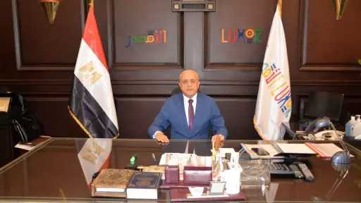 محافظ الأقصر يعقد اجتماعا لمناقشة ملف المتغيرات المكانية