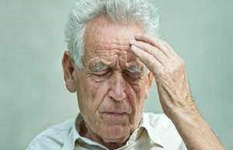 هل أنت منهم.. هؤلاء أكثر عرضة للإصابة بالزهايمر