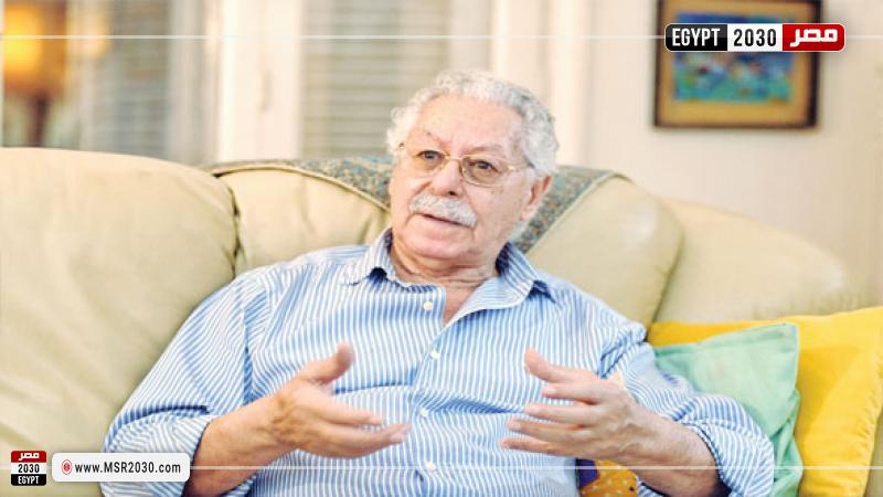 الدكتور فكري حسن 