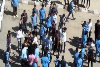 القبض على 11 طالبا تشاجروا بسبب فتاة داخل... القبض على 11 طالبا تشاجروا بسبب فتاة داخل كمبوند بالتجمع الخامس