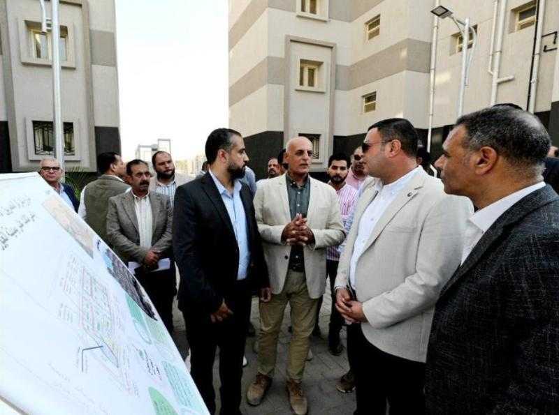 وزير الإسكان يتفقد مشروع سكن لكل المصريين والإسكان الأخضر بالعبور الجديدة