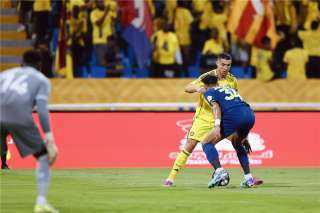 النصر يواصل انتصاراته ويتصدر الدوري السعودي بثنائية أمام... النصر يواصل انتصاراته ويتصدر الدوري السعودي بثنائية أمام الحزم