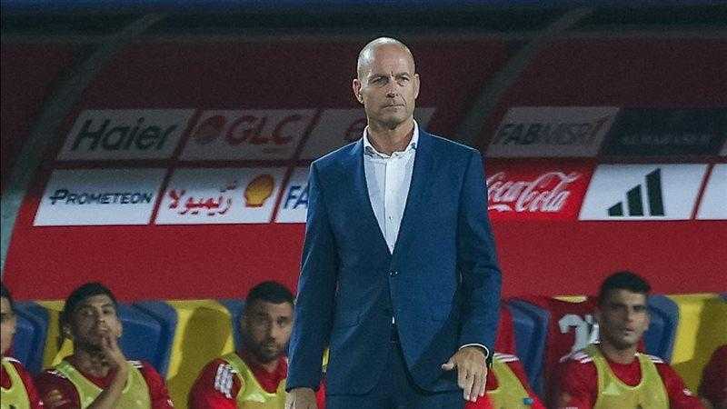 نجم الأهلي السابق: طريقة لعب توروب السبب في تراجع الدفاع