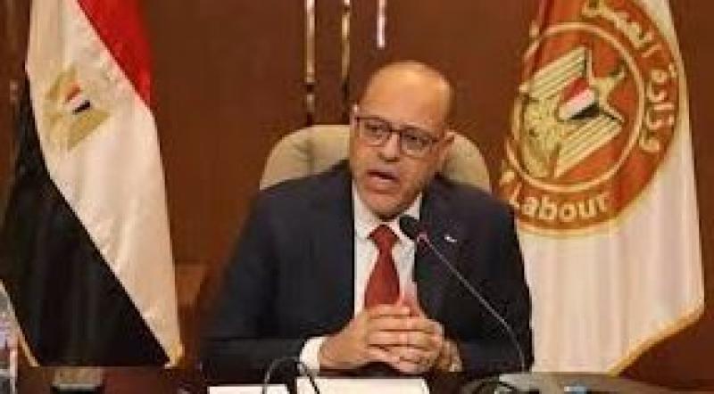 وزير العمل: السبت المقبل إجازة رسمية للعاملين بالقطاع الخاص بمناسبة افتتاح المتحف المصري الكبير