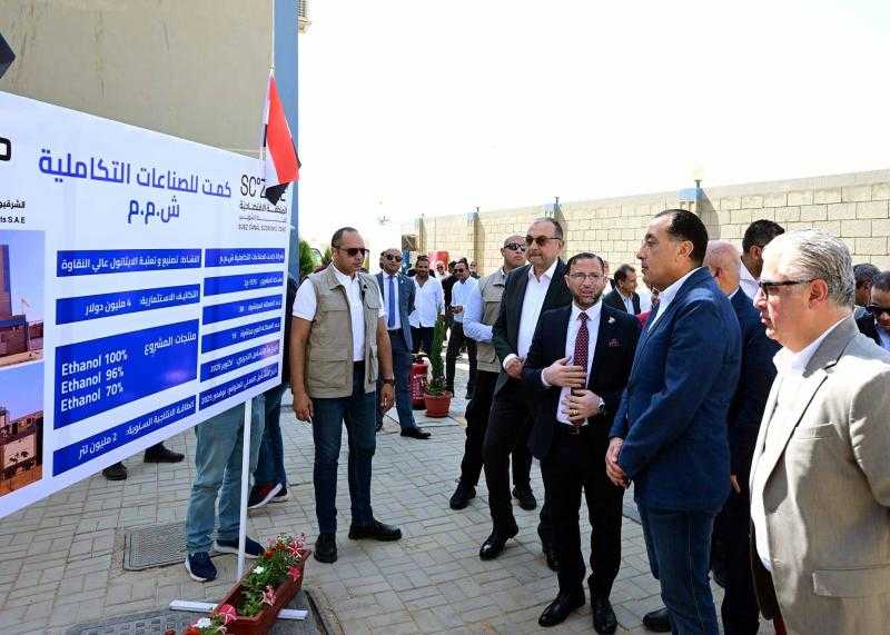 مدبولي يتوجه إلى منطقة السخنة الصناعية المتكاملة لافتتاح وتفقد عدد من المشروعات