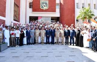 القوات المسلحة تدفع عددًا من اللجان التجنيدية إلى... القوات المسلحة تدفع عددًا من اللجان التجنيدية إلى جنوب سيناء لتقديم الخدمات لذوي الهمم وكبار السن