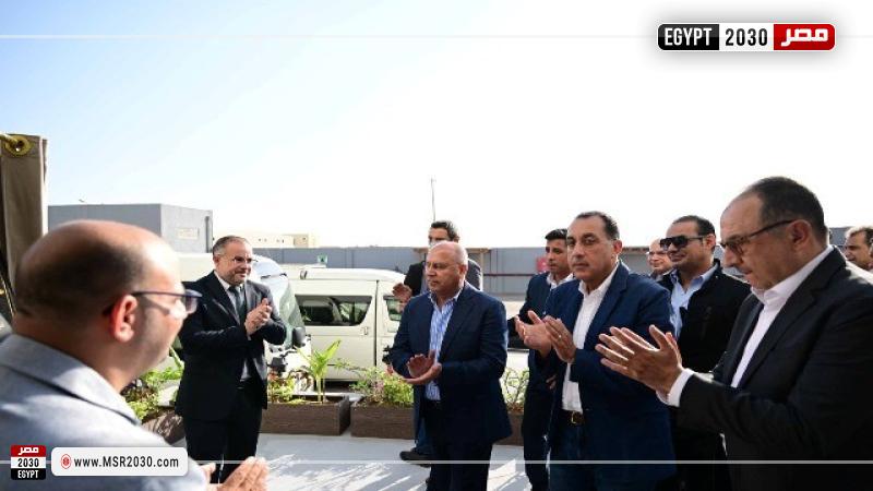 رئيس الوزراء يفتتح مصنع بونالو للصناعات البلاستيكية والخشبية