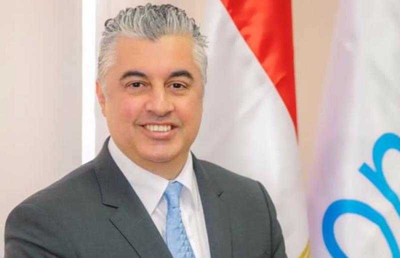 رئيس الهيئة الاقتصادية لقناة السويس: مشروعات المنطقة وفرت 80 ألف فرصة عمل