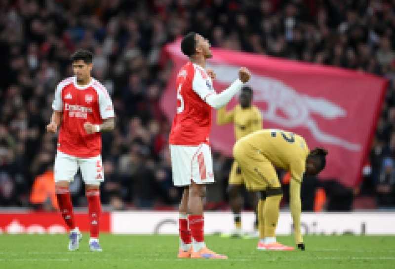 غيابات جديدة تضرب أرسنال قبل مواجهة برايتون في كأس الرابطة