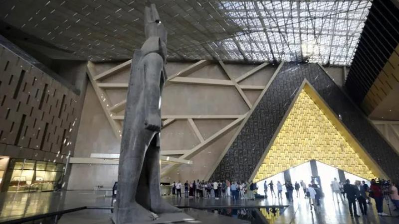 راديو فرنسا يحتفي باقتراب افتتاح المتحف المصري الكبير في مصر