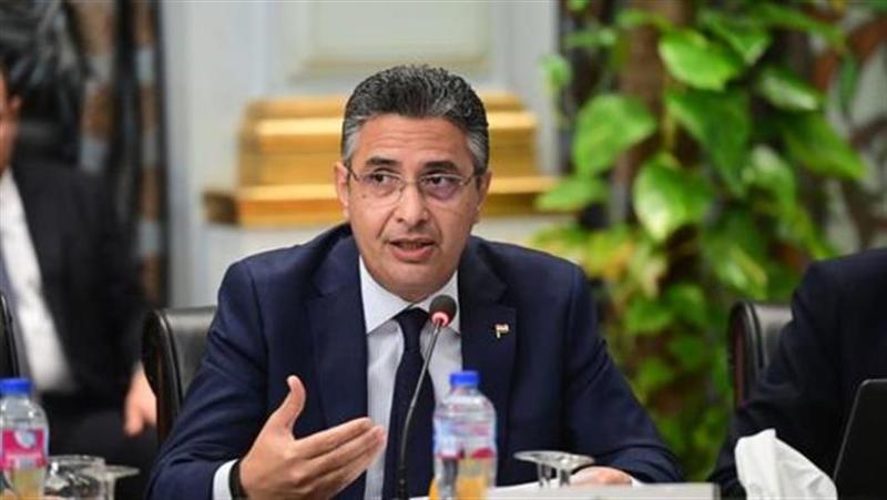 وزير التموين 
