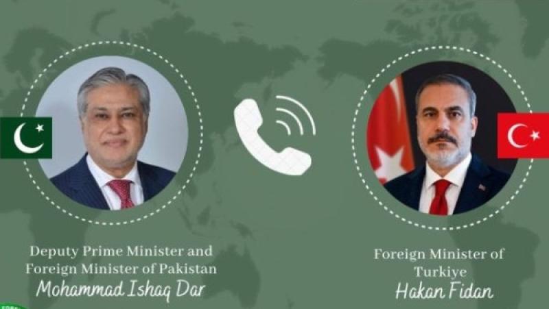 وزير خارجية باكستان يبحث هاتفيا مع نظيره التركي