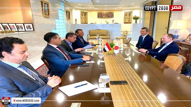 سفير مصر في طوكيو يبحث مع قيادات شركة توريشيما