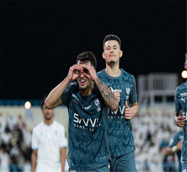 الهلال يتأهل إلى ربع نهائي كأس الملك بعد الفوز على الأخدود بهدف نظيف