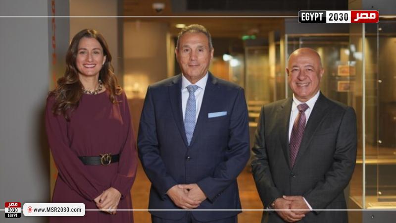 مسئولي البنك الأهلي المصري