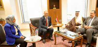 وزير العمل يلتقي السفير السعودي في القاهرة لتعزيز... وزير العمل يلتقي السفير السعودي في القاهرة لتعزيز آليات تنقل الأيدي العاملة
