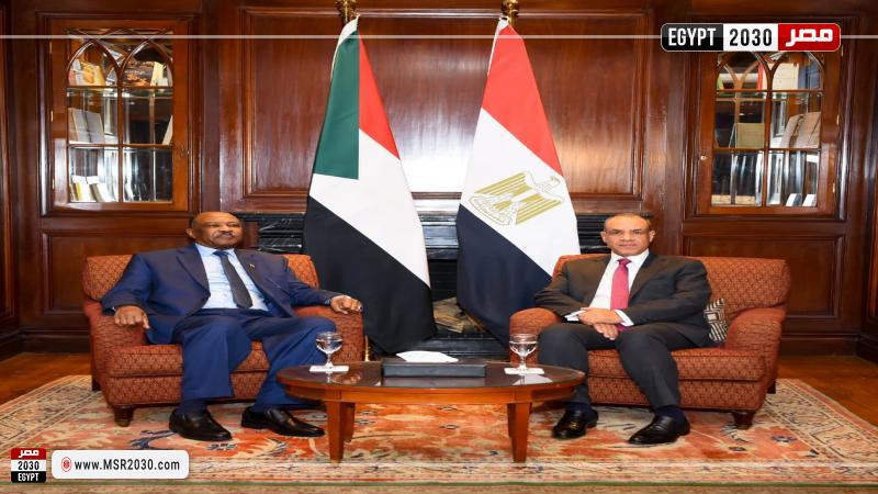 وزير الخارجية ونظيره السوداني