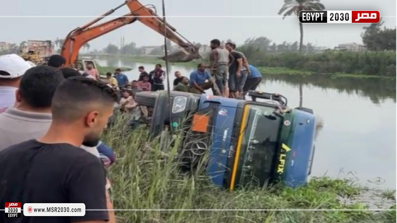 انقلاب سيارة تريلا