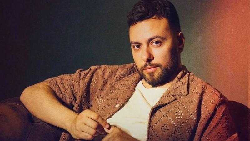 مدين يعود إلى الساحة الغنائية بأغنية ”بعد فراقك”