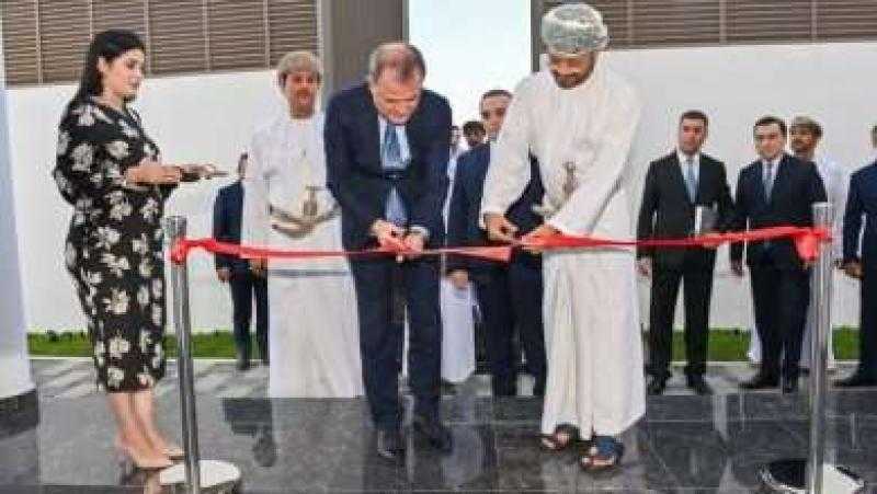 سلطنة عُمان وأذربيجان تبحثان سبل تعزيز العلاقات بينهما