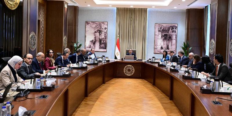 اجتماع رئيس الوزراء لمتابعة تنفيذ مشروعات الطاقة المُتجددة وربطها بالشبكة القومية
