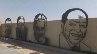 أحمد السعدني عن مجسم والده بطريق المتحف المصري:... أحمد السعدني عن مجسم والده بطريق المتحف المصري: تحيا مصر