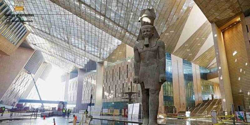 سفير هولندا بالقاهرة: المتحف المصري الكبير يجسد دور مصر الفريد في حماية الهوية الإنسانية وصون التراث العالمي