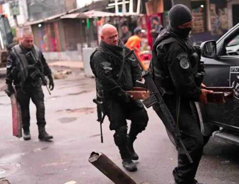 البرازيل: ارتفاع قتلى مداهمة أمنية لعصابة مخدرات إلى 121