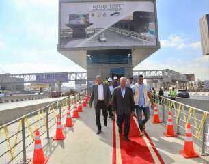 كامل الوزير: كافة الطرق والمحاور المؤدية للمتحف المصري... كامل الوزير: كافة الطرق والمحاور المؤدية للمتحف المصري الكبير في ابهى صورها