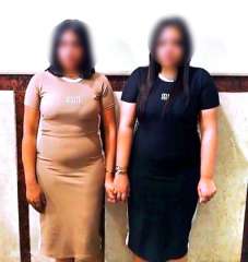 ضبط سيدتين بتهمة ممارسة أعمال منافية للآداب عبر... ضبط سيدتين بتهمة ممارسة أعمال منافية للآداب عبر تطبيق هاتفي بالإسكندرية