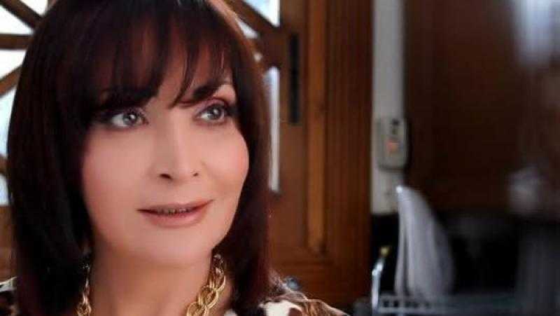 تيسير فهمي تطلب الدعاء لزوجها بعد وعكة صحية مفاجئة