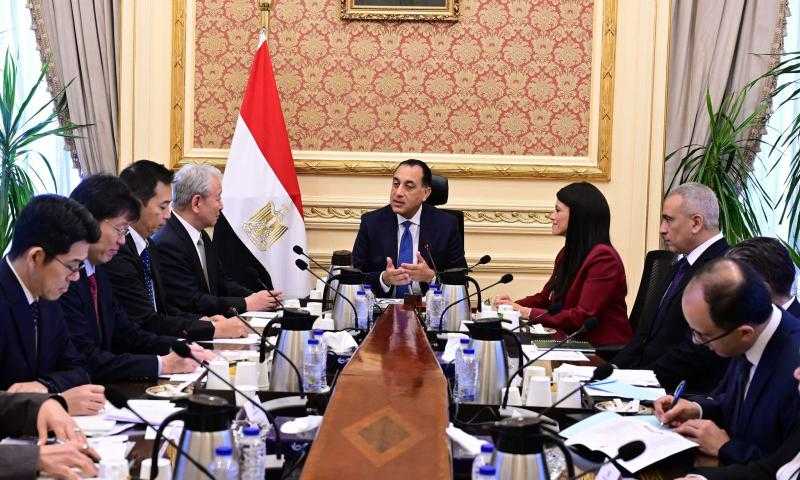 رئيس الوزراء يلتقي رئيس الوكالة اليابانية للتعاون الدولي ”الجايكا”