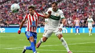 التعادل السلبي يسيطر على الشوط الأول بين أتلتيكو مدريد وإشبيلية