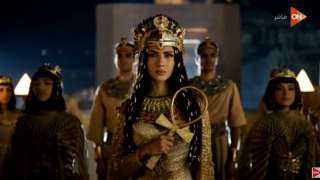 أحمد مالك وغزي وسلمى أبوضيف ويخطفون الأنظار بإطلالتهم الفرعونية بحفل افتتاح المتحف الكبير