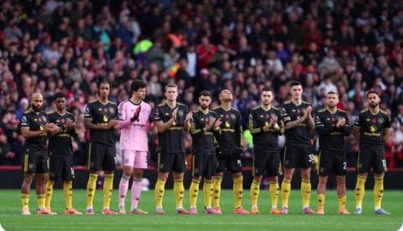 مانشستر يونايتد يفلت من الهزيمة أمام نوتينجهام فورست بتعادل مثير 2-2