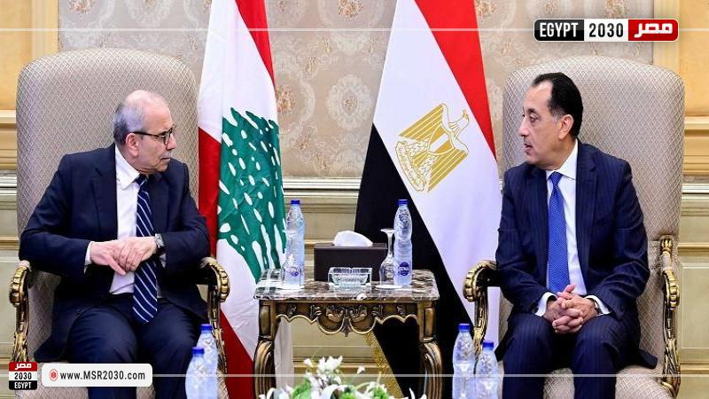 رئيس الوزراء ونظيره اللبناني