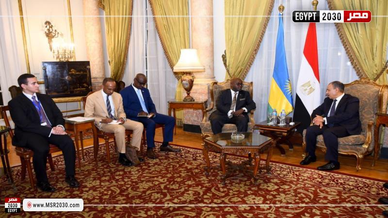 وزير الخارجية يستقبل نظيره الرواندي