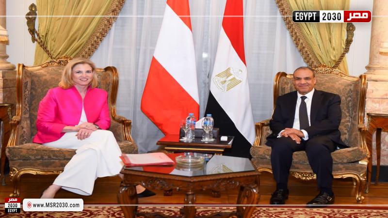 وزير الخارجية ونظيرته النمساوية