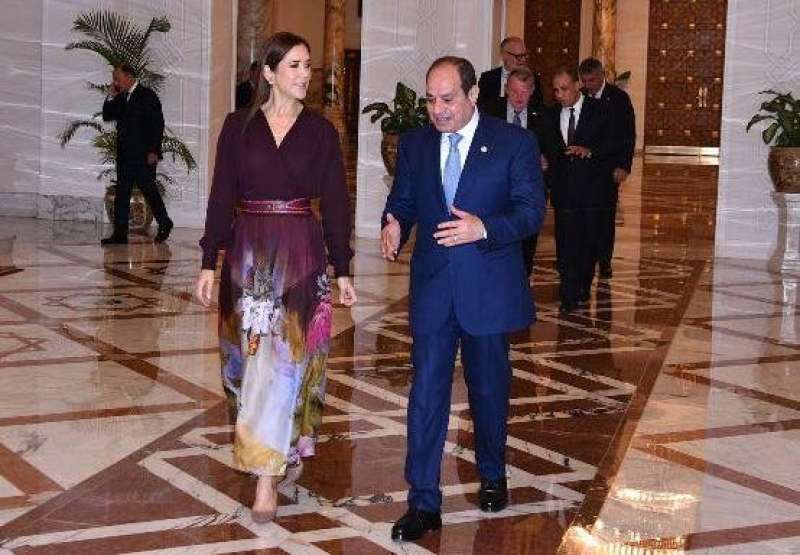 الرئيس عبد الفتاح السيسي يستقبل ملكة الدنمارك
