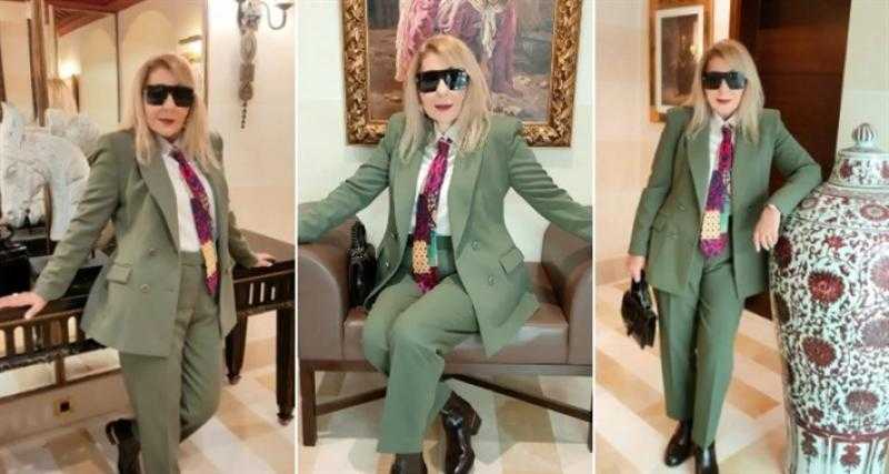 ببدلة رجالي..نادية الجندي تتألق في مهرجان وهران