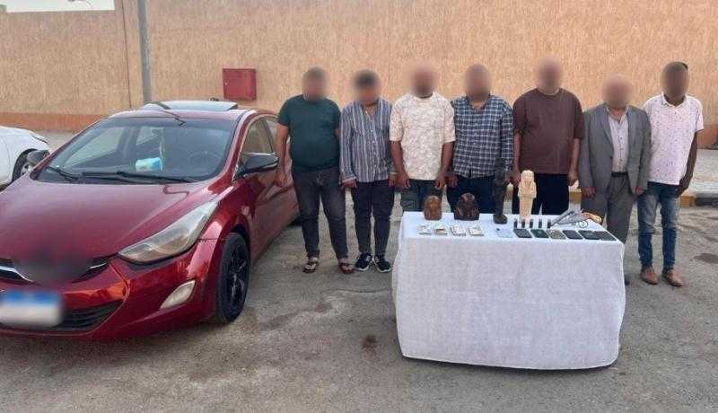 تجديد حبس تشكيل عصابي  بالجيزة للنصب على المواطنين