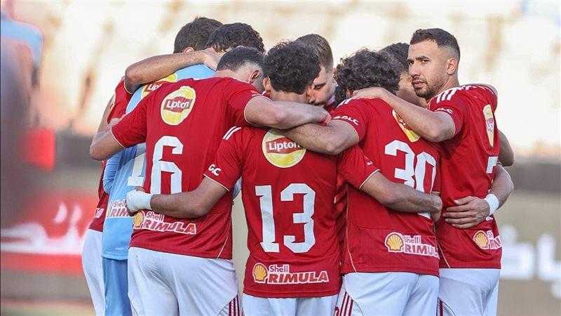 شوط أول سلبي بين الأهلي والمصري في الدوري الممتاز