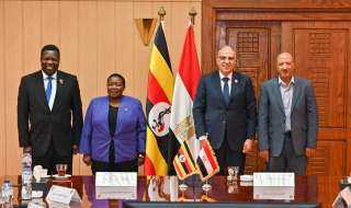 وزير الري يبحث مع رئيسة وزراء أوغندا سبل تعزيز التعاون في مجال المياه