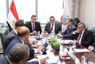 وزير الصحة يستقبل وزير الإسكان لمناقشة مشروعات صحية مشتركة